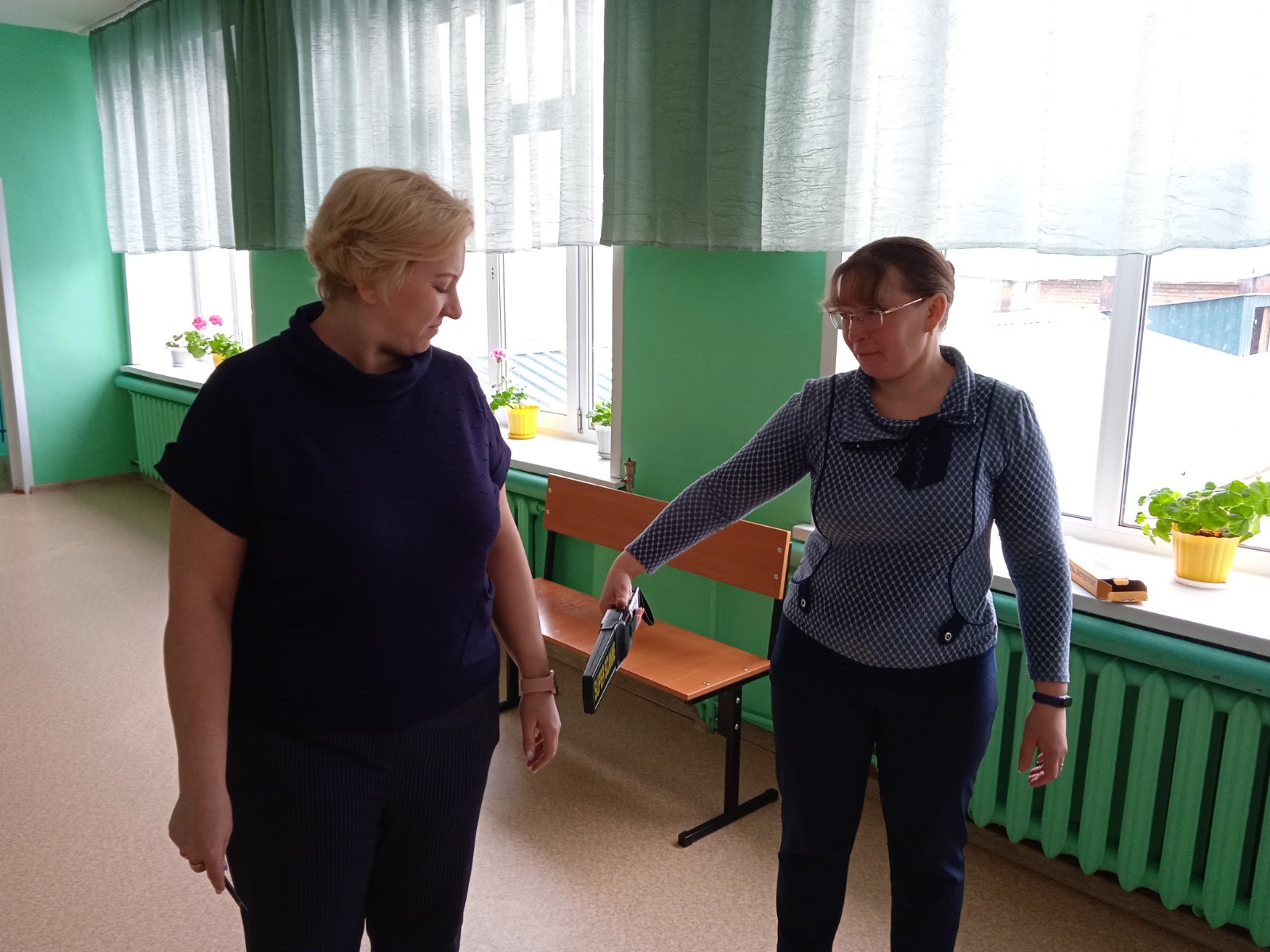 Проверка металлодетектором